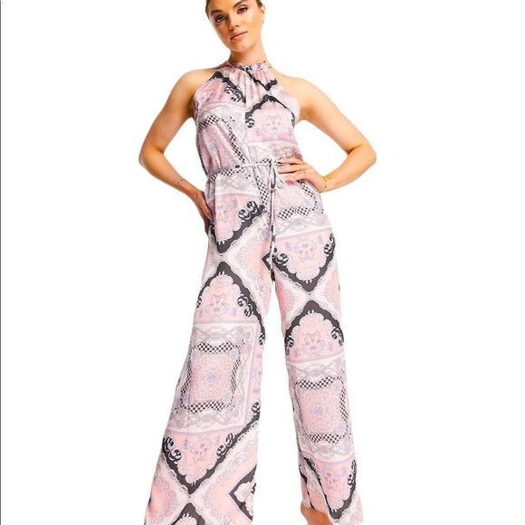 River Island scarf print halter jumpsuit in pink - Picture 4 of 13
